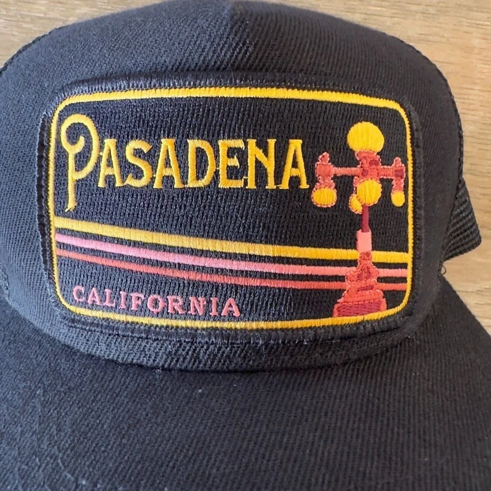 Bart Bridge Pasadena Pocket Hat-Secret Patch Pocket-Black Canvas & Mesh-One Size